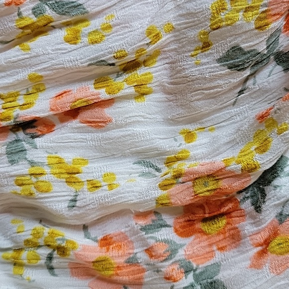 Top - Picture 4 of 5